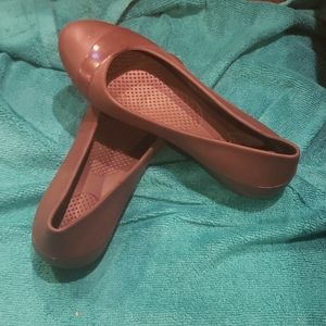 Crocs  flats